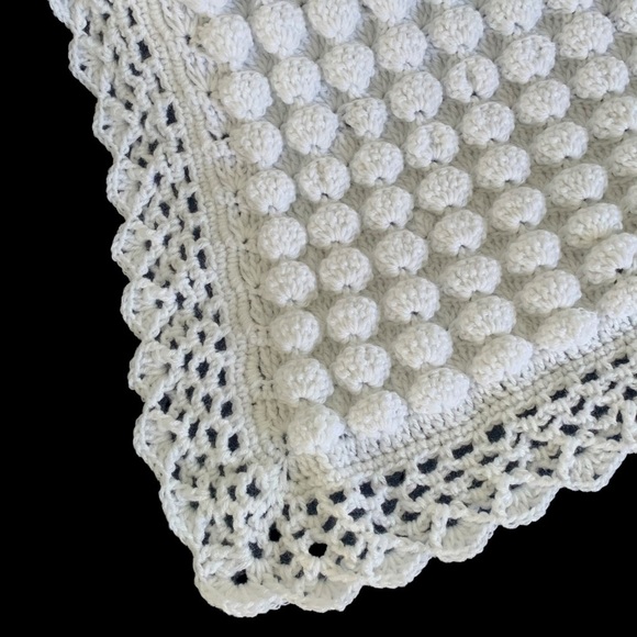 Hand crochet custom made baby blanket - Picture 11 of 16